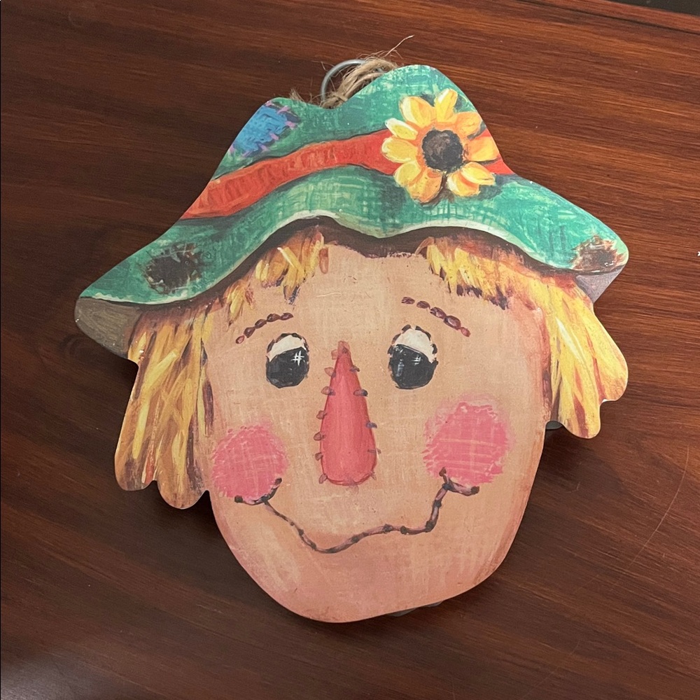 Charming Scarecrow Face Holiday Decor by RTC